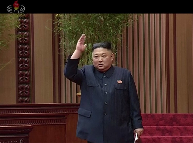 North Korea announced Wednesday that it test-fired a new type of tactical guided weapon. North Korean leader Kim Jong Un observed the firing of the weapon by the Academy of Defense Science.