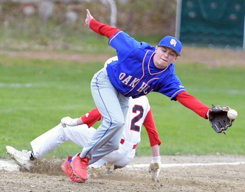 Baseball: Oak Hill holds off Hall-Dale to earn big MVC win