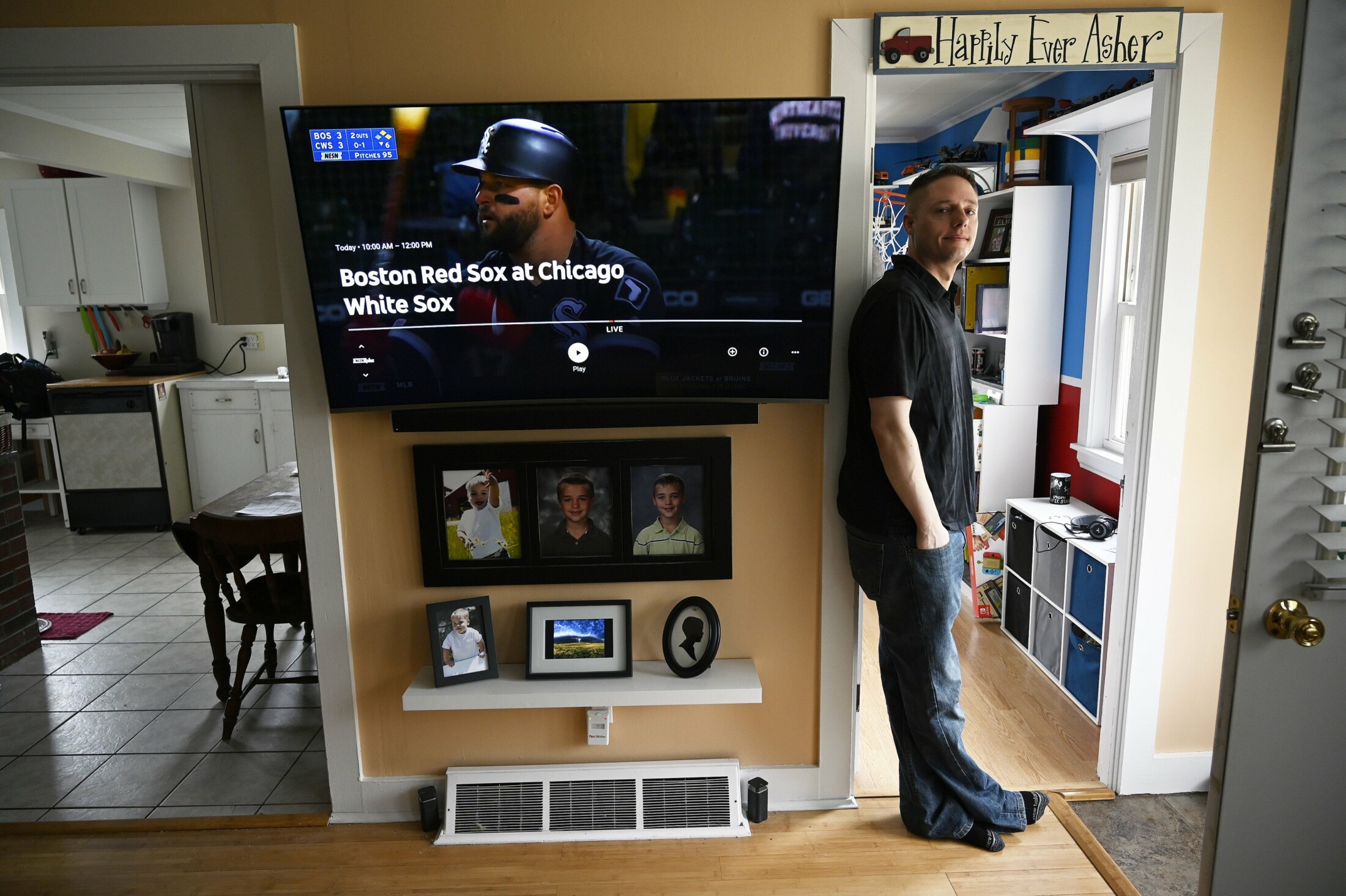 For sports fans, more streaming options let them cut the cord