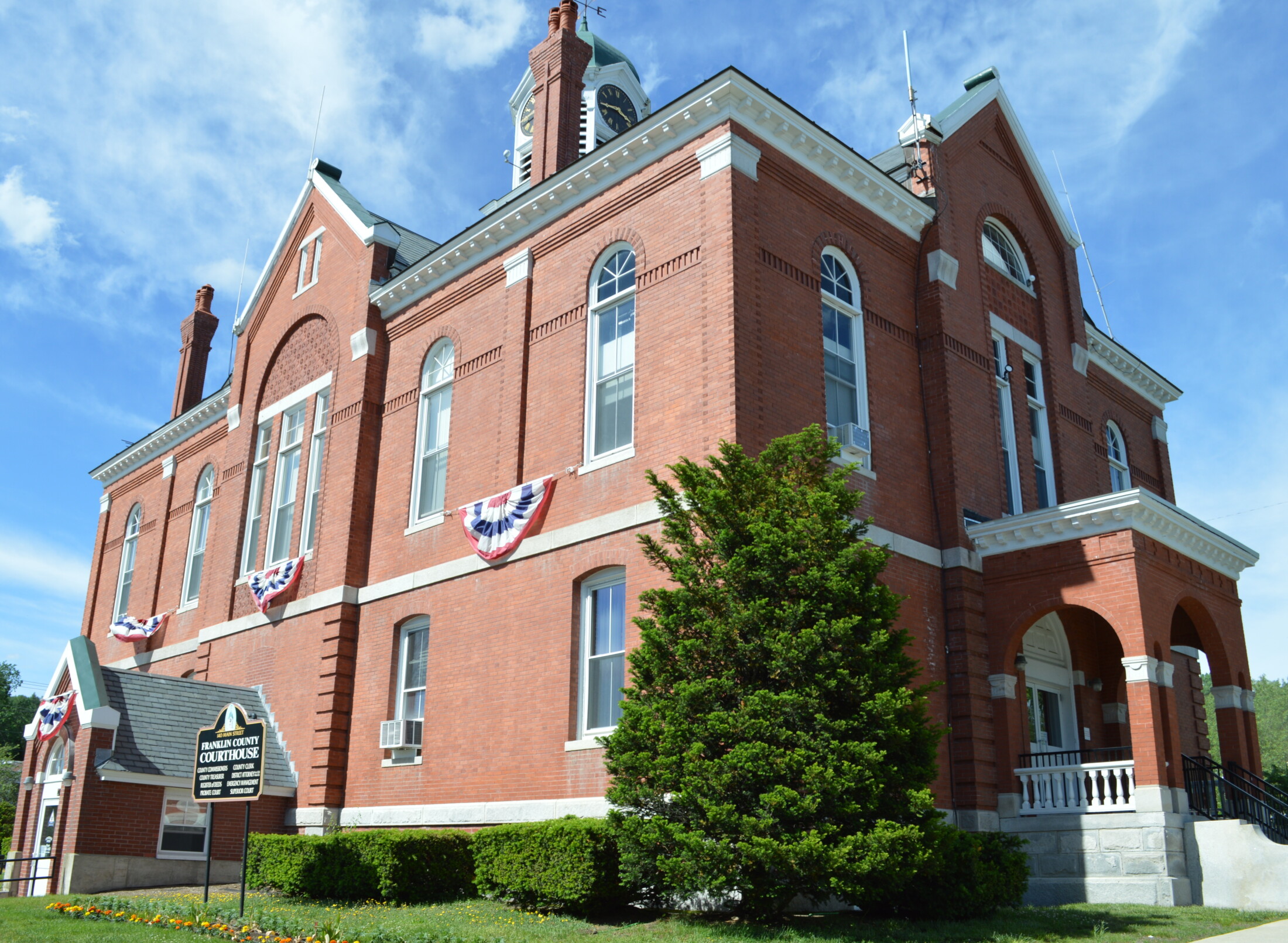 Franklin County commissioners vote to buy security equipment for courthouse - Vimarsana News
