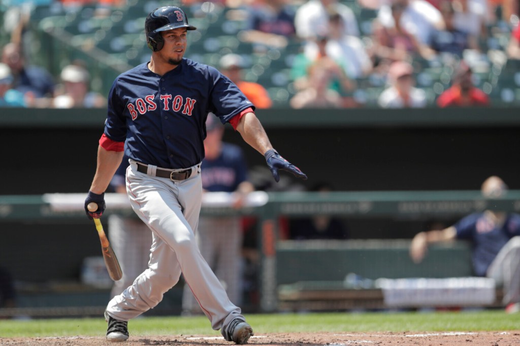 Red Sox release infielder Marco Hernandez