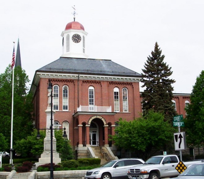 Lewiston man facing trial in 2022 slaying on River Road