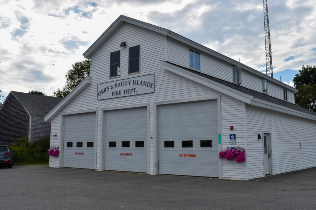 Harpswell fire department moves annual auction online