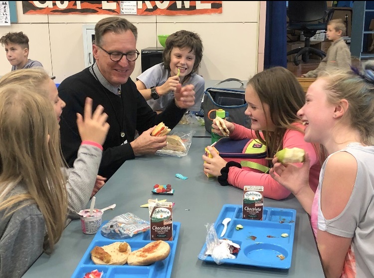 ‘Let’s do lunch’ Rowe, Healthy Oxford Hills reopen Café Club