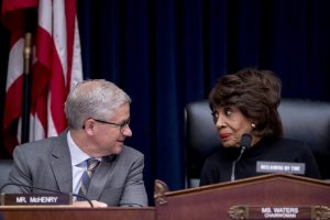 Maxine Waters, Patrick McHenry