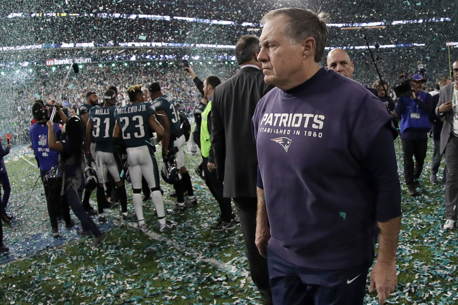 Eagles hold off Patriots 41-33 in Super Bowl LII