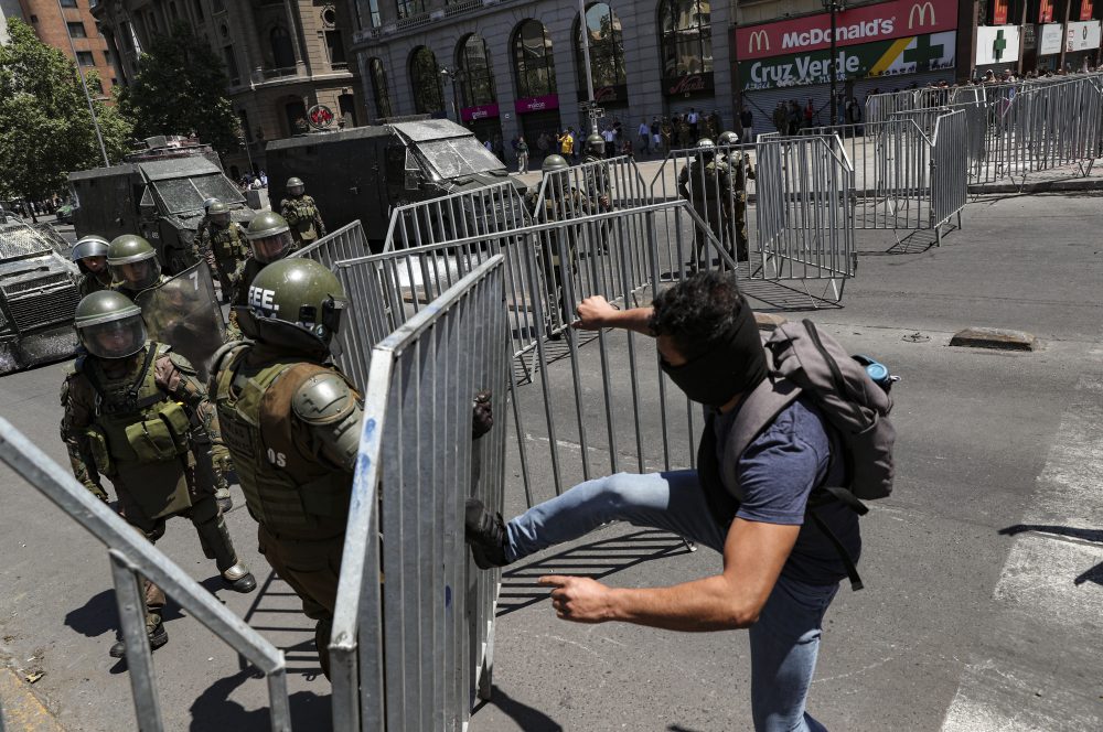 Chile_Protests_91675