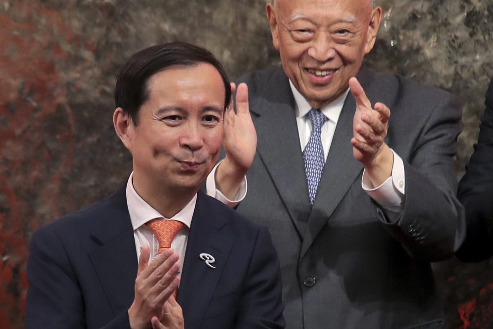 Zhang Yong, Tung Chee-hwa