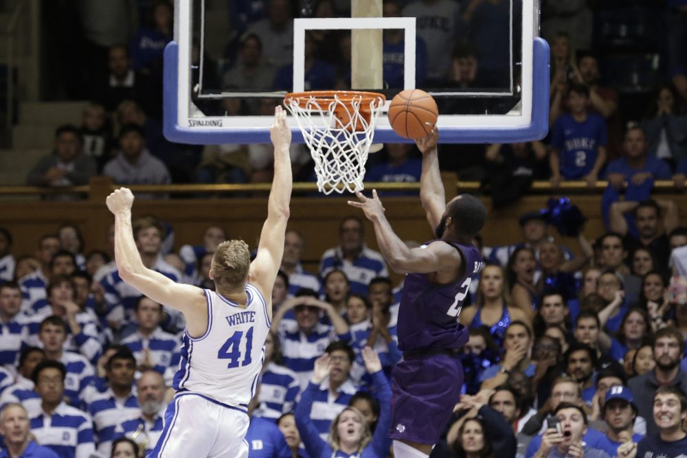 Stephen_F_Austin_Duke_Basketball_16202