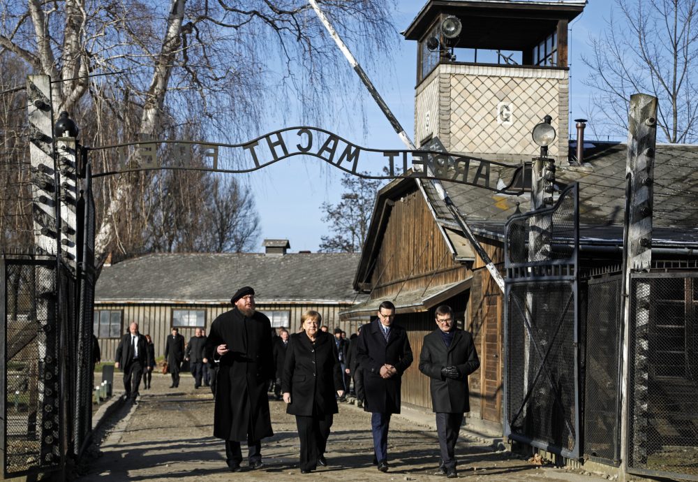 APTOPIX_Poland_Germany_Auschwitz_57054