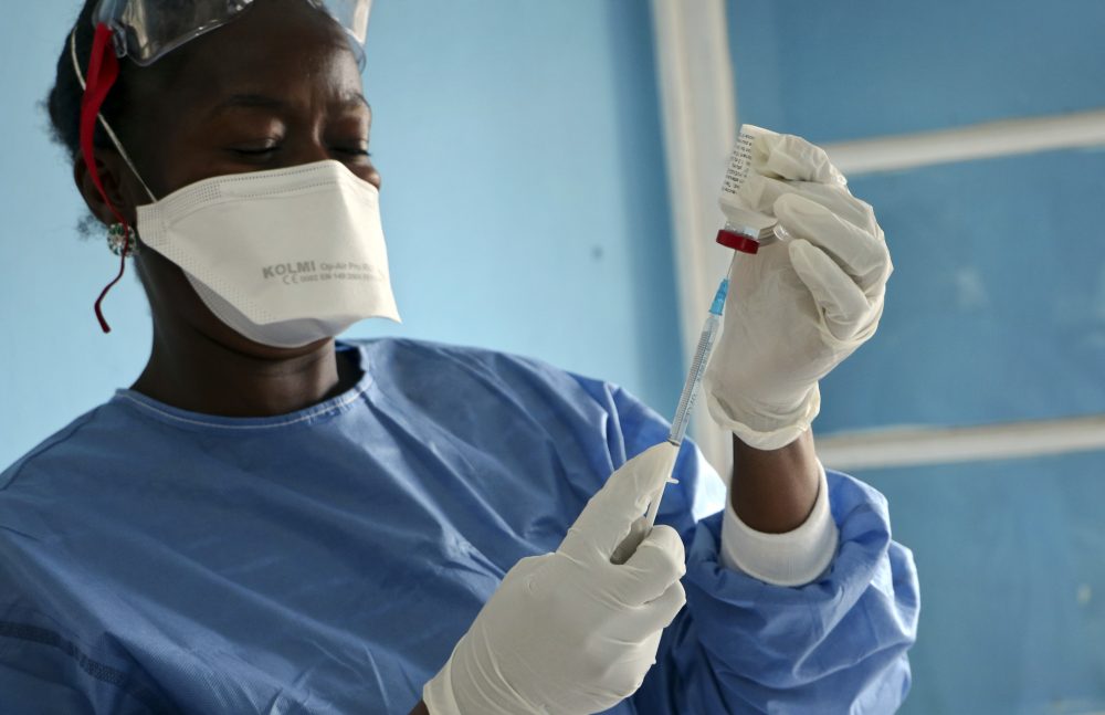 Ebola_Vaccine_Stockpile_88708