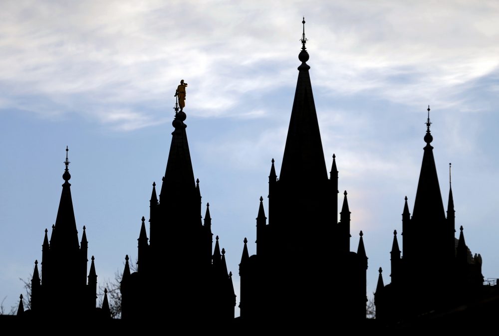 Mormon_Finances_04979
