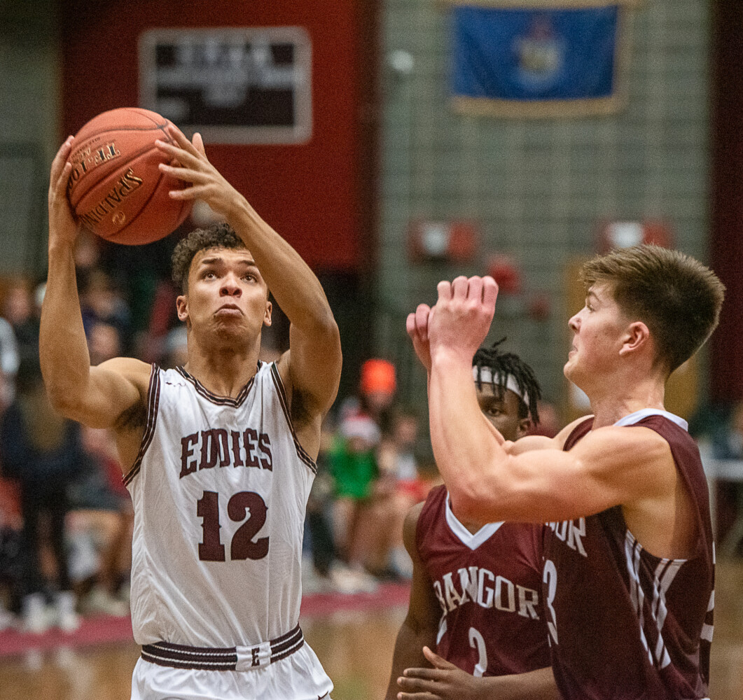 Edward Little Red Eddies Visit Bangor Rams in Boys' Basketball