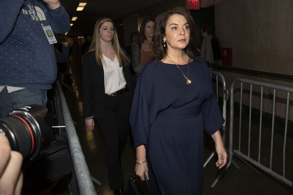 Annabella Sciorra