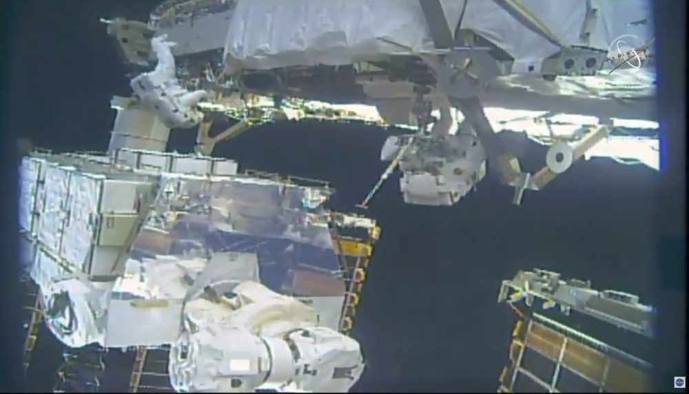 Space_Station_02103