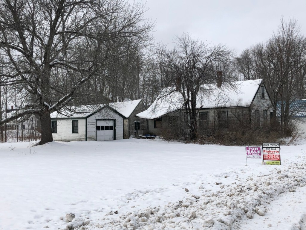 Dresden residents weigh in on property purchase proposal