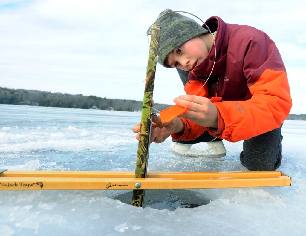 Ice Fishing - Kennebec Journal and Morning Sentinel