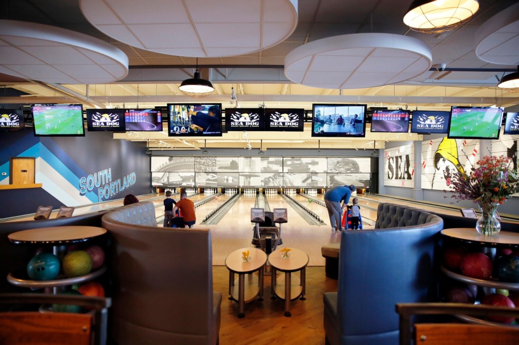 Upscale bowling gets rolling on more lanes in southern Maine