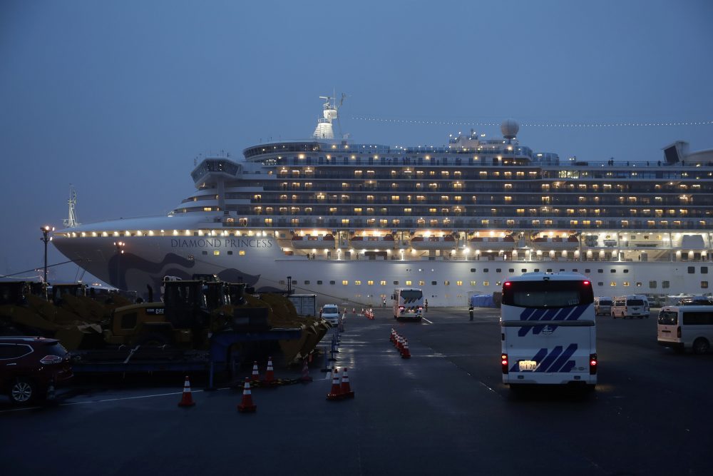 Japan_Outbreak_Cruise_Ship_75065