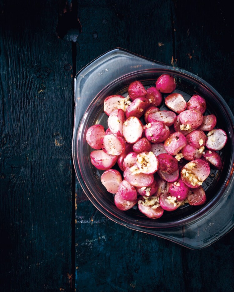 Roasted Radishes with Garlic and Caraway