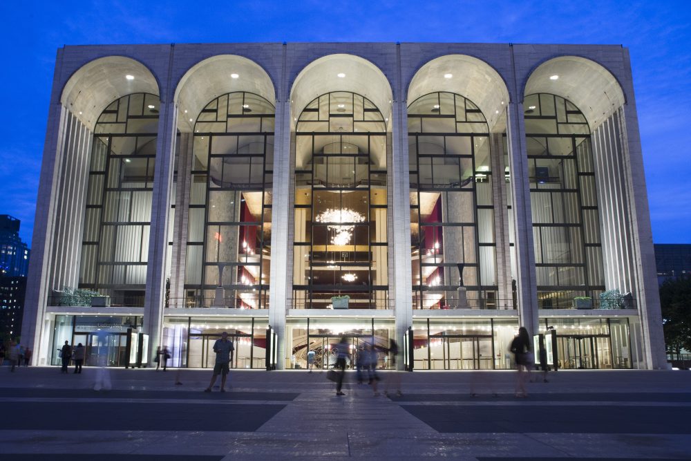 Met_Opera-Virus-Quarantine_26519