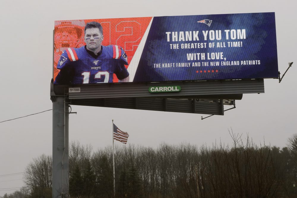 Patriots_Brady_Football_70643