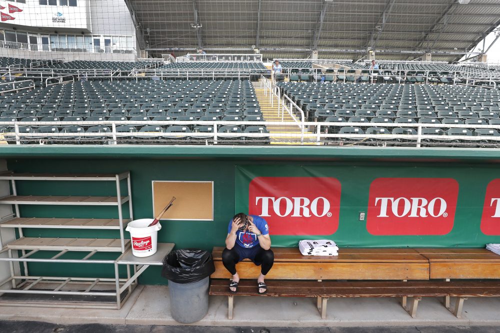 Virus_Outbreak_Baseball_18032