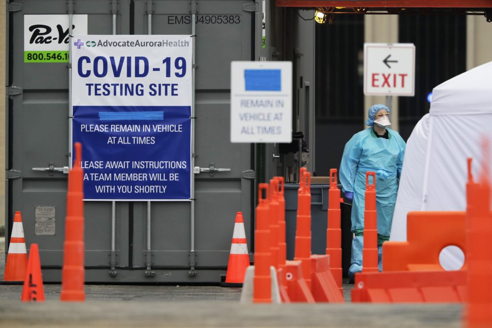 Virus_Outbreak_Drive_Thru_Testing_76208