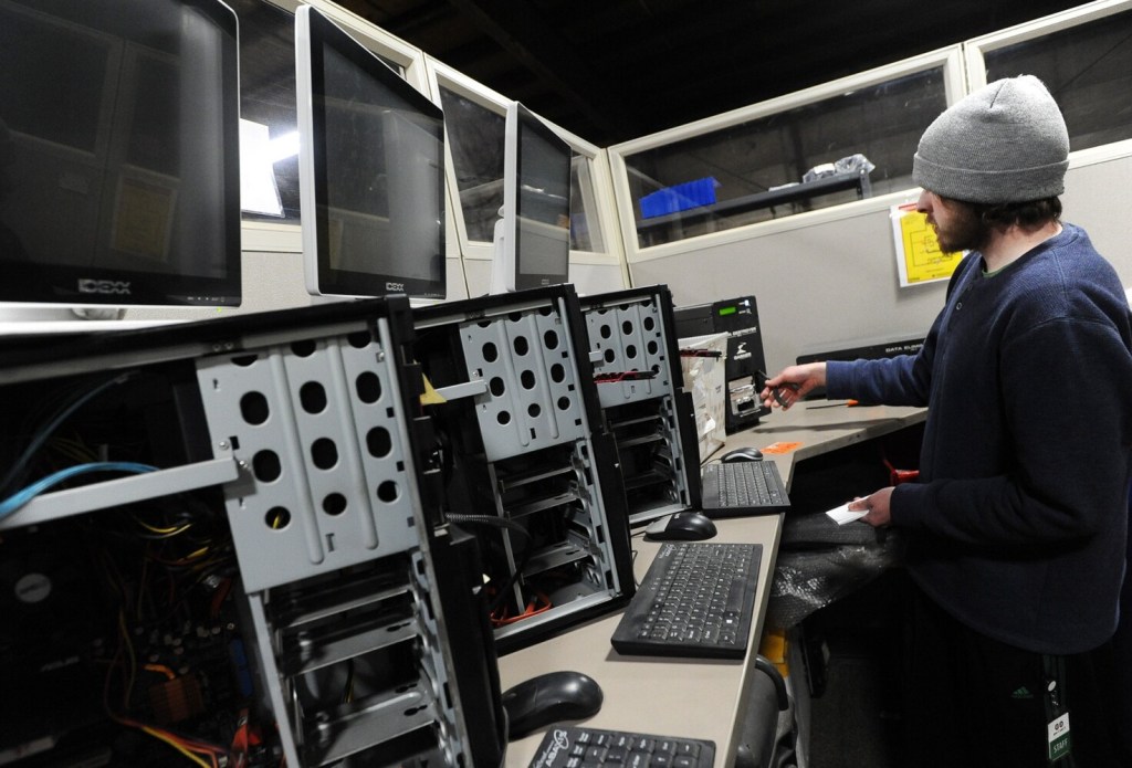 Waterville nonprofit reopens business public recycling center