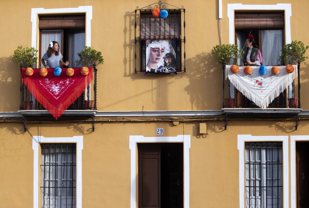 APTOPIX_Virus_Outbreak_Spain_92387