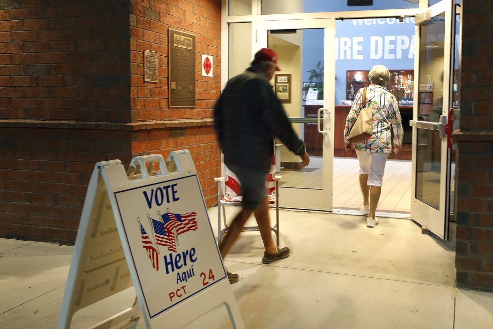 Election_2020_Voting_77461