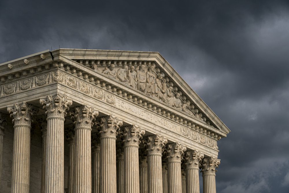 Supreme_Court_Guns_01332