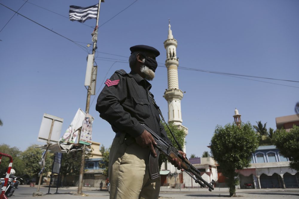 Virus_Outbreak_Pakistan_24323