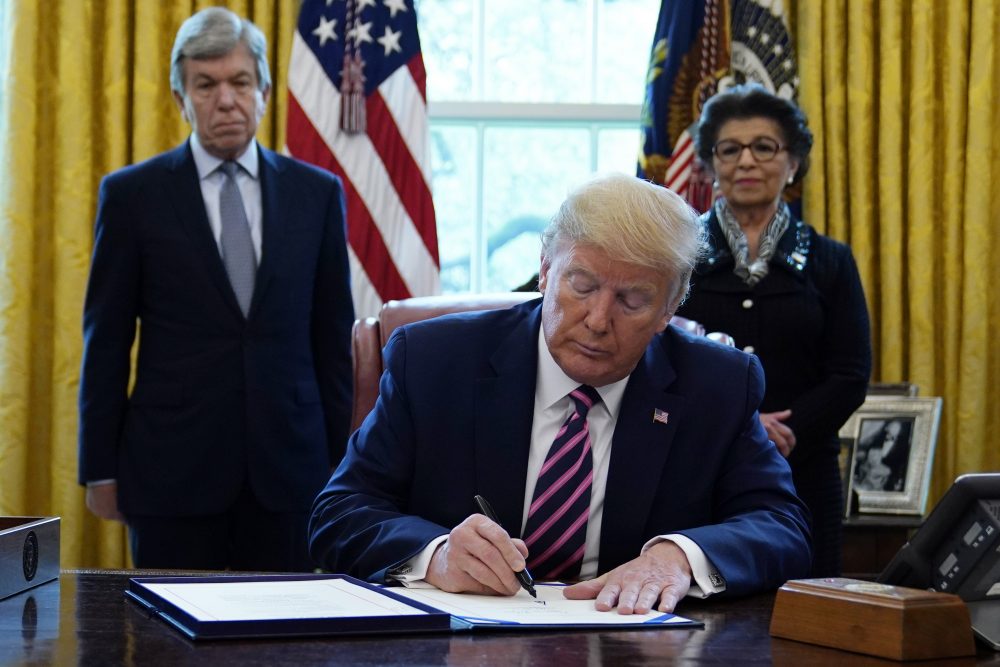 Virus_Outbreak_Trump_81163