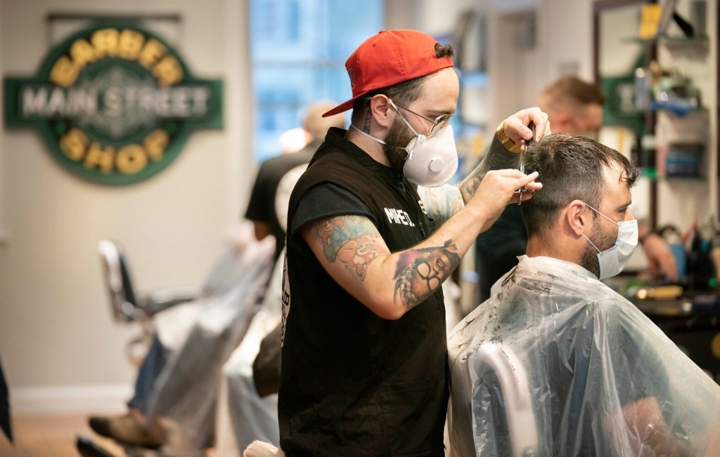 Big Read: Meet the barber who keeps the Blue Jays looking sharp