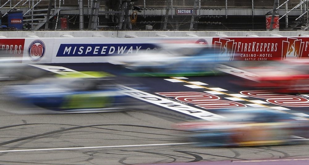 NASCAR_Motorsports-Virtual_Racing_95098