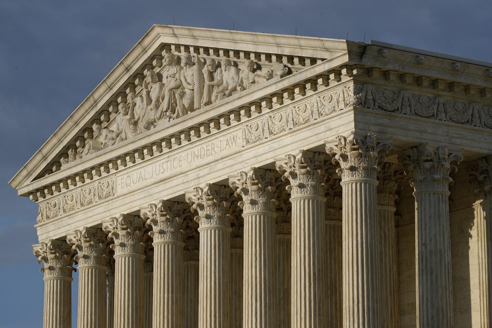 Supreme_Court_67753