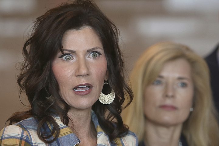 Virus_Outbreak_South_Dakota_Governor_23143