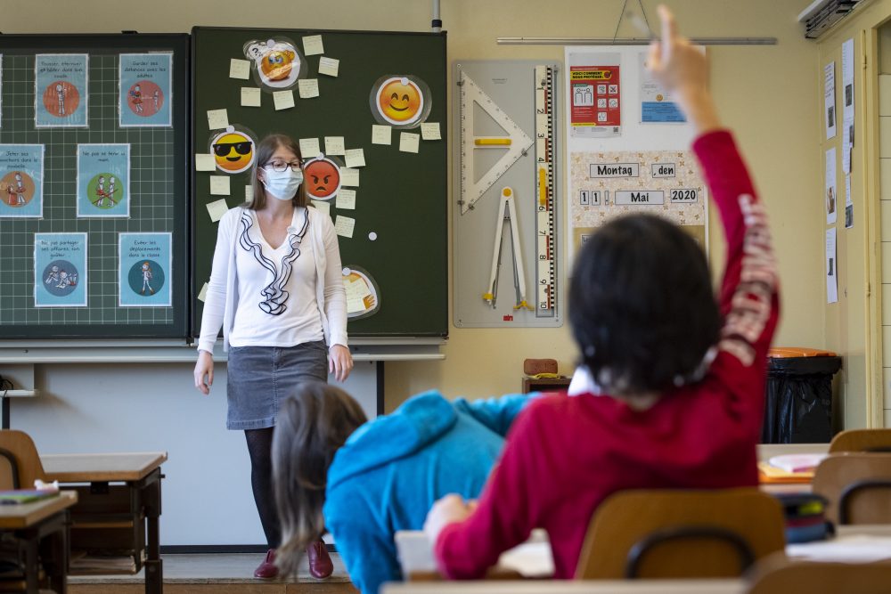 Virus_Outbreak_Switzerland_48190