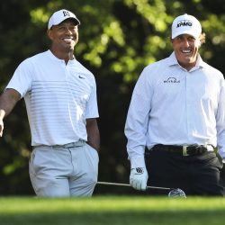 Woods_Mickelson_Match_34121