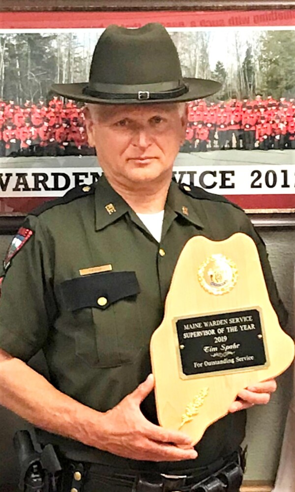 Deputy Game Warden Receives Award