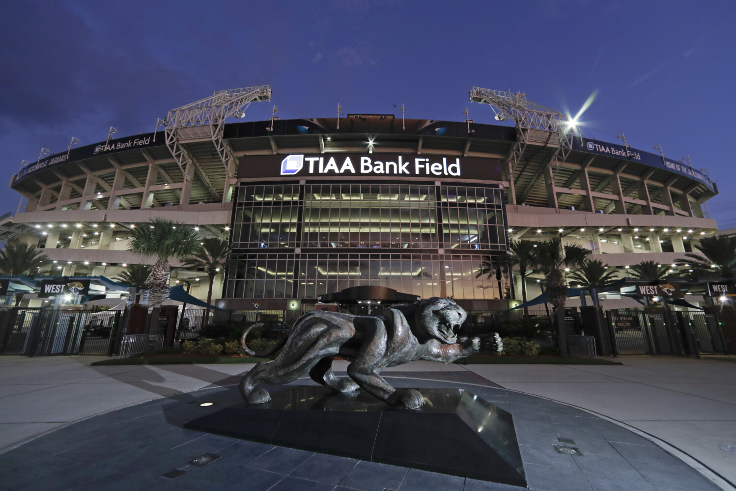 Jaguars limit TIAA Bank Field to 25% capacity at games in 2020