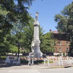 Confederate_Monument-Ole_Miss_45210