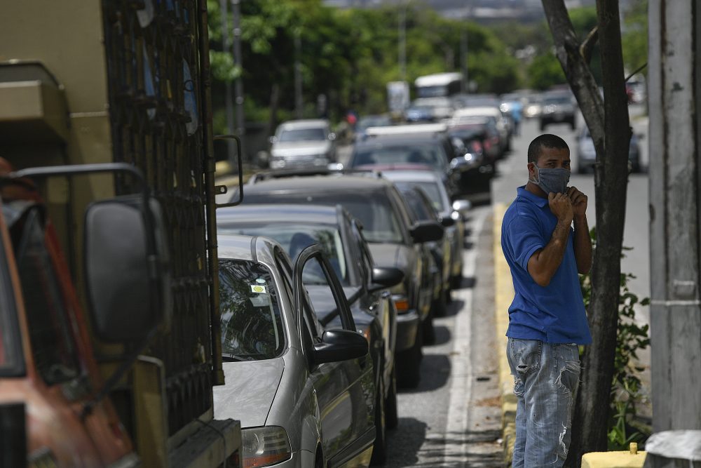 Venezuela_Gasoline_93021