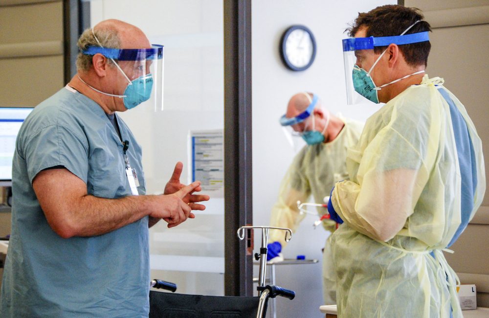 Virus_Outbreak-Health_Care_Frustrations_38158