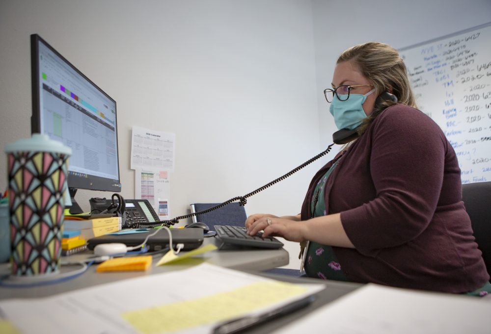 Virus_Outbreak_Rural_Problems_52858