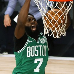 76ers_Celtics_Basketball_77058