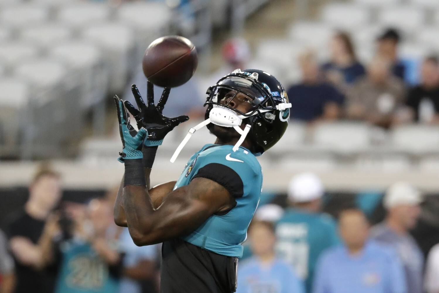 NFL: Lerentee McCray becomes second Jaguars player to opt out of