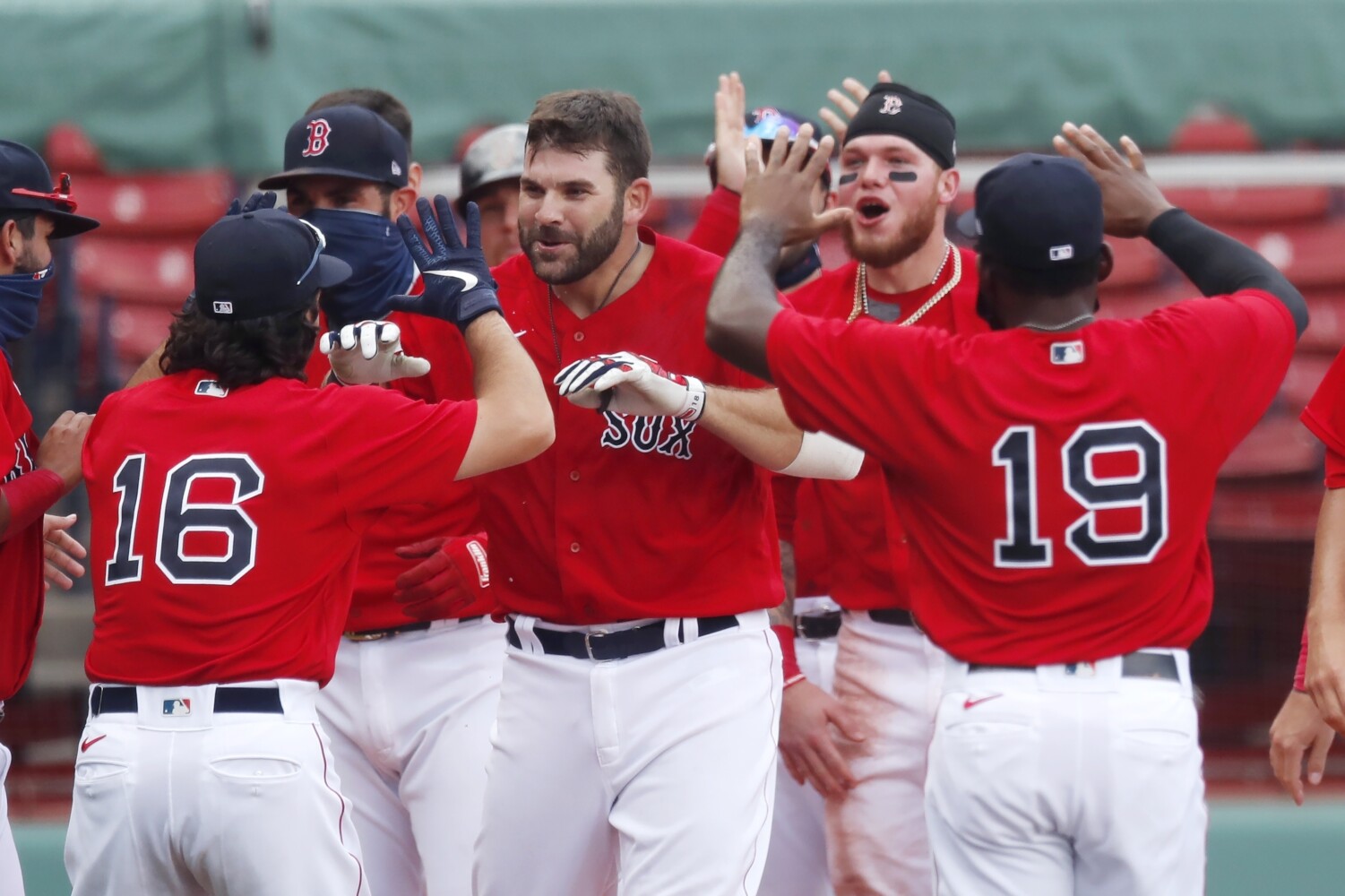 Mitch Moreland asserts of Red Sox: 'We've still got a great team