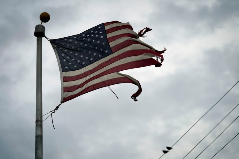 Thousands lose power in Maine after wind gusts knock tree limbs onto ...